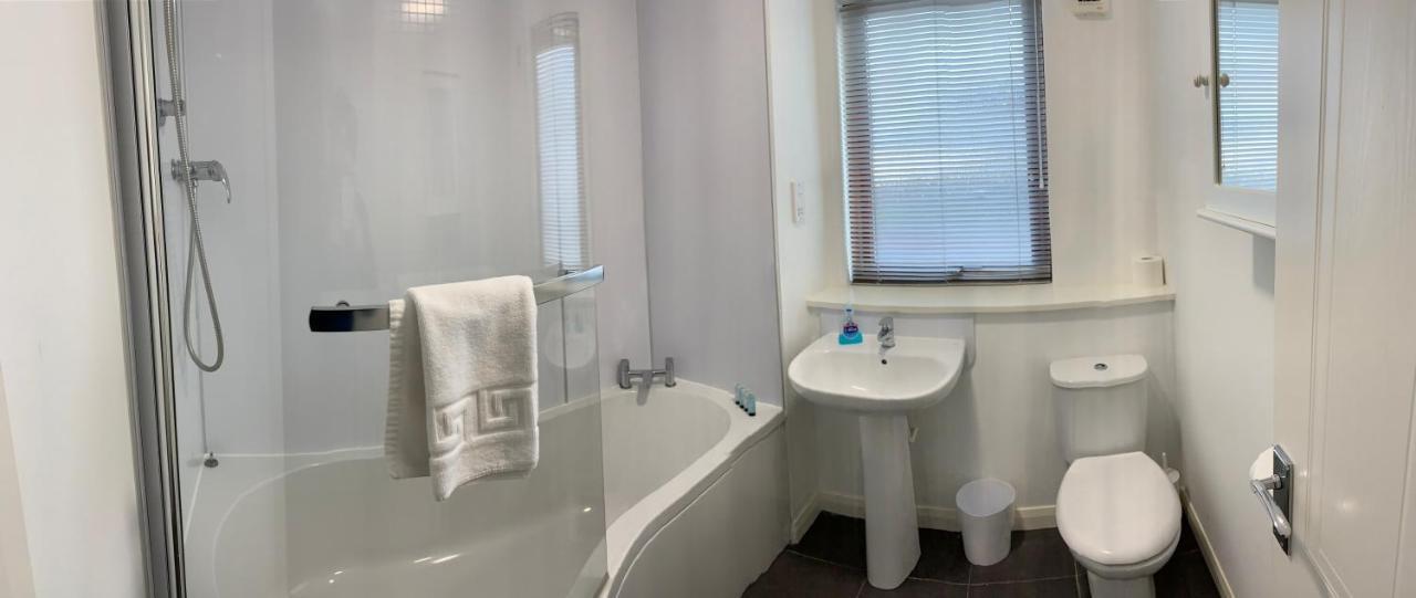 Aberdeen Serviced Apartments - Bloomfield Екстер'єр фото